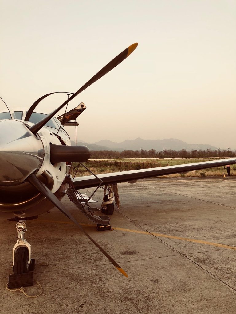 discover the features and benefits of turboprop aircraft, known for their fuel efficiency and reliability in regional and short-haul flights.
