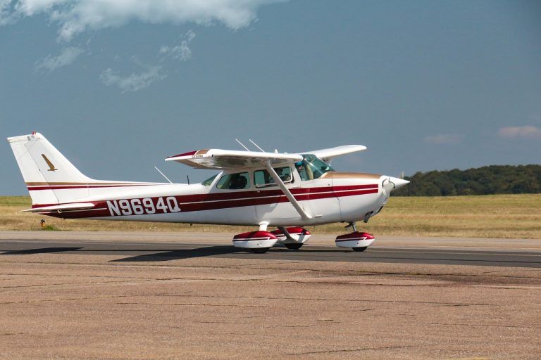 explore the world of light aircraft, including their features, uses, and benefits for recreational flying and pilot training.